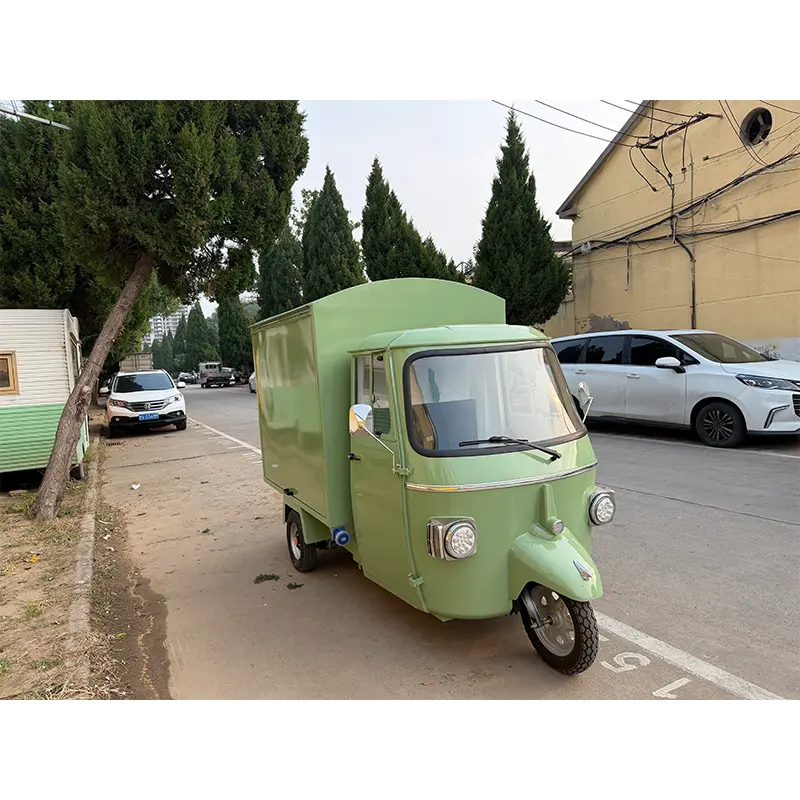 Piaggio Ape Mobile Prosecco in Wine Bar